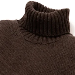 Fedeli Exklusiv Fur Michael Jondral: Rollkragenpullover In Kakaobraun Von Made O* Strickwaren