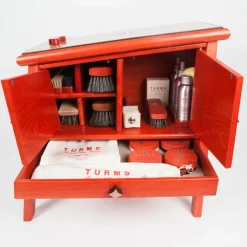 Türme Voll Ausgestatteter Schuhputzschrank Von Mobiletto* Schuhpflege